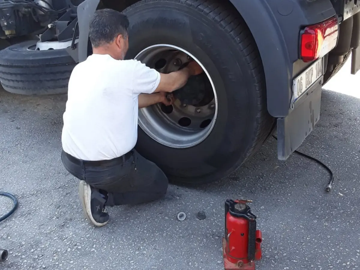 Mezitli Oto Lastikçi